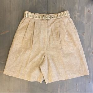 Jaclyn Smith Sport Linen High Waisted Shorts w/ Belt Size 10